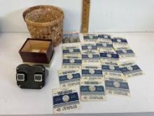 viewmaster 3D viewer with the records