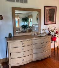 Dresser with mirror - contacts included 66x20x78