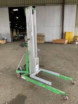 2012 Genie SLC-18 Material Lift