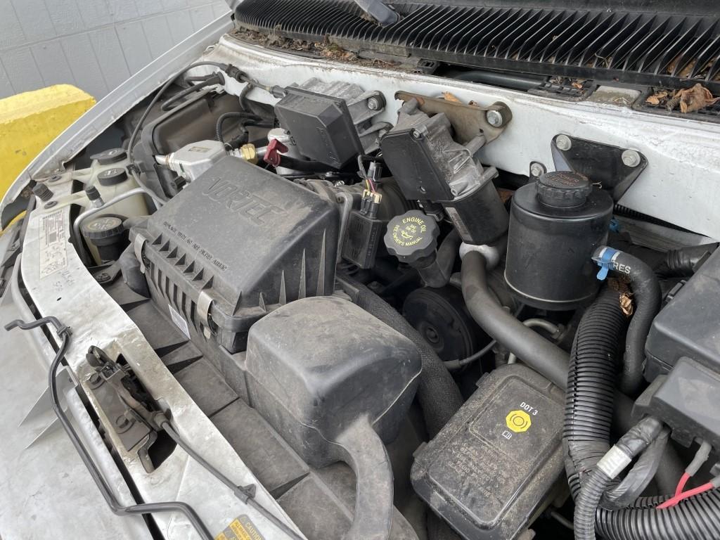 2002 Chevrolet Astro LS AWD Van