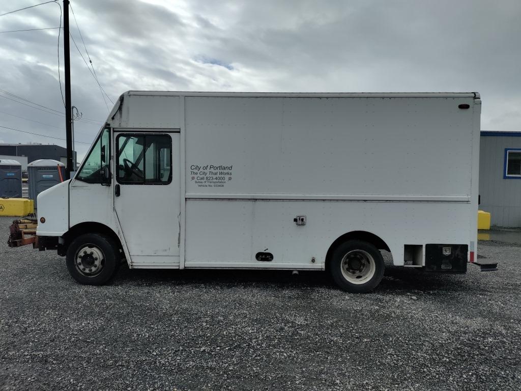 2003 Freightliner MT45 Step Van