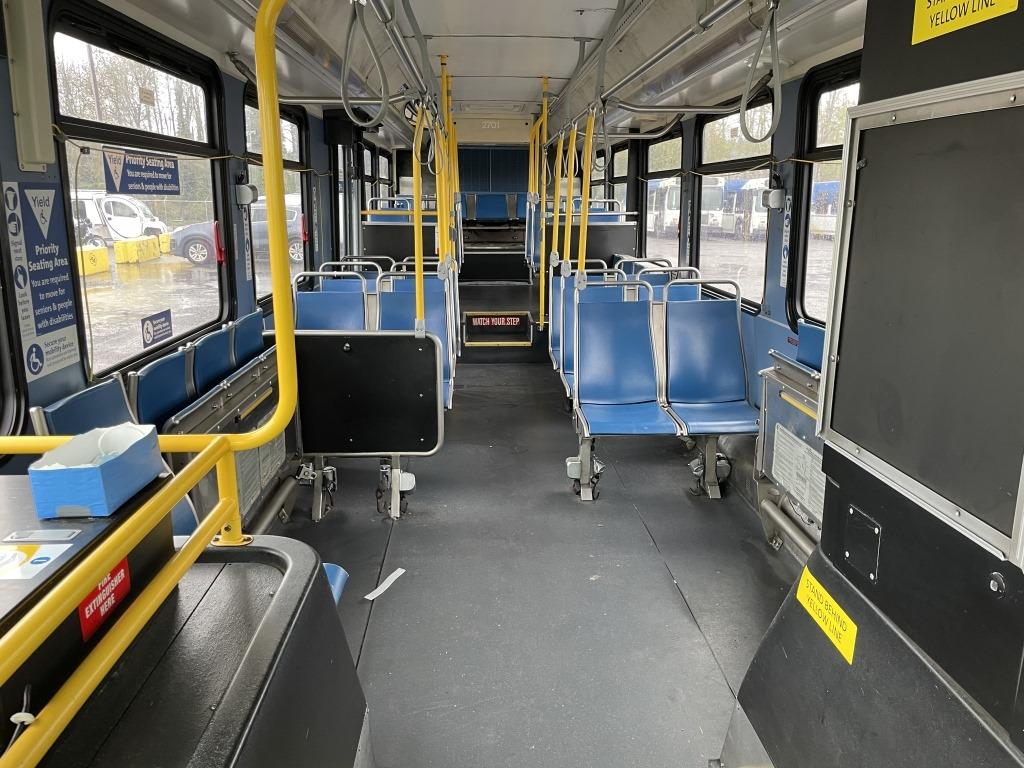 2003 New Flyer D40LF 40' Transit Bus