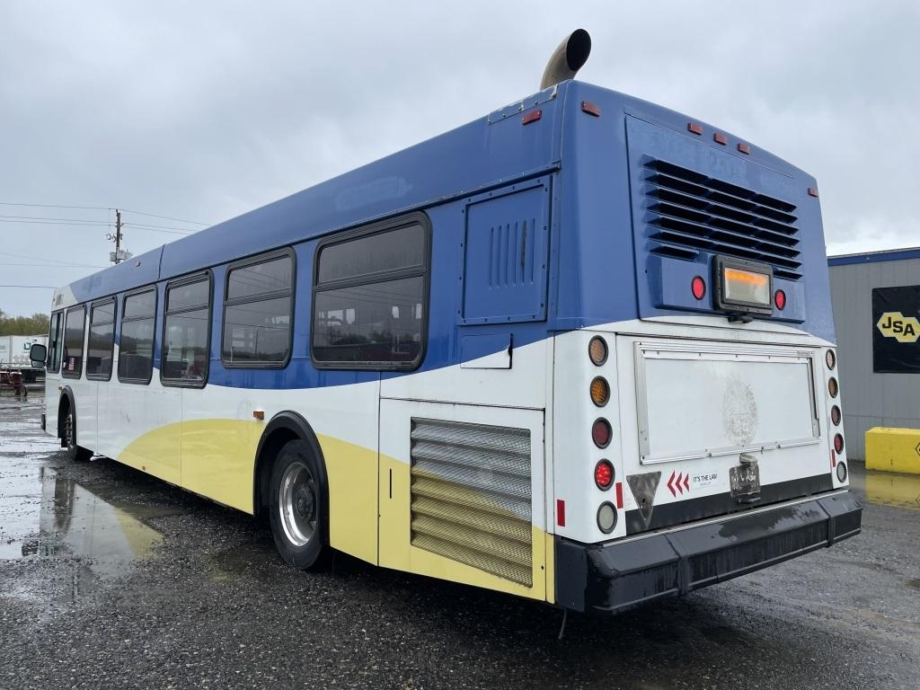 2003 New Flyer D40LF 40' Transit Bus