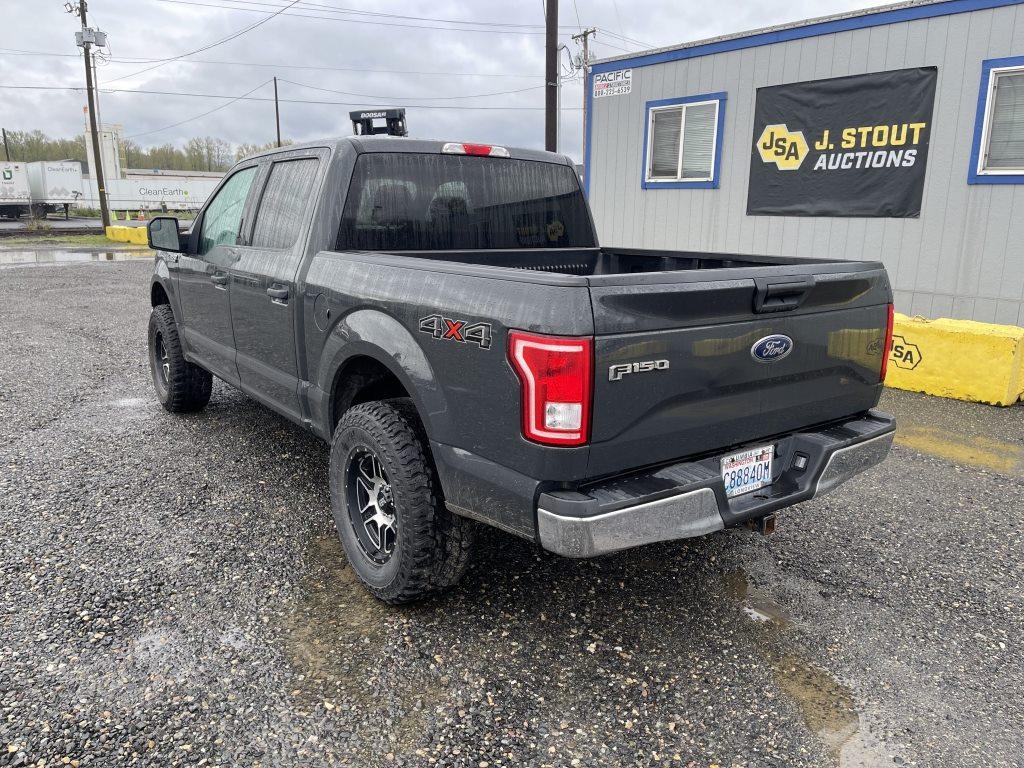 2017 Ford F150 XLT 4x4 Crew Cab Pickup