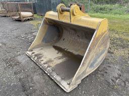Caterpillar 66" Muck Bucket