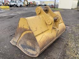 Caterpillar 66" Muck Bucket