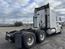 2009 Kenworth T600 T/A Sleeper Truck Tractor