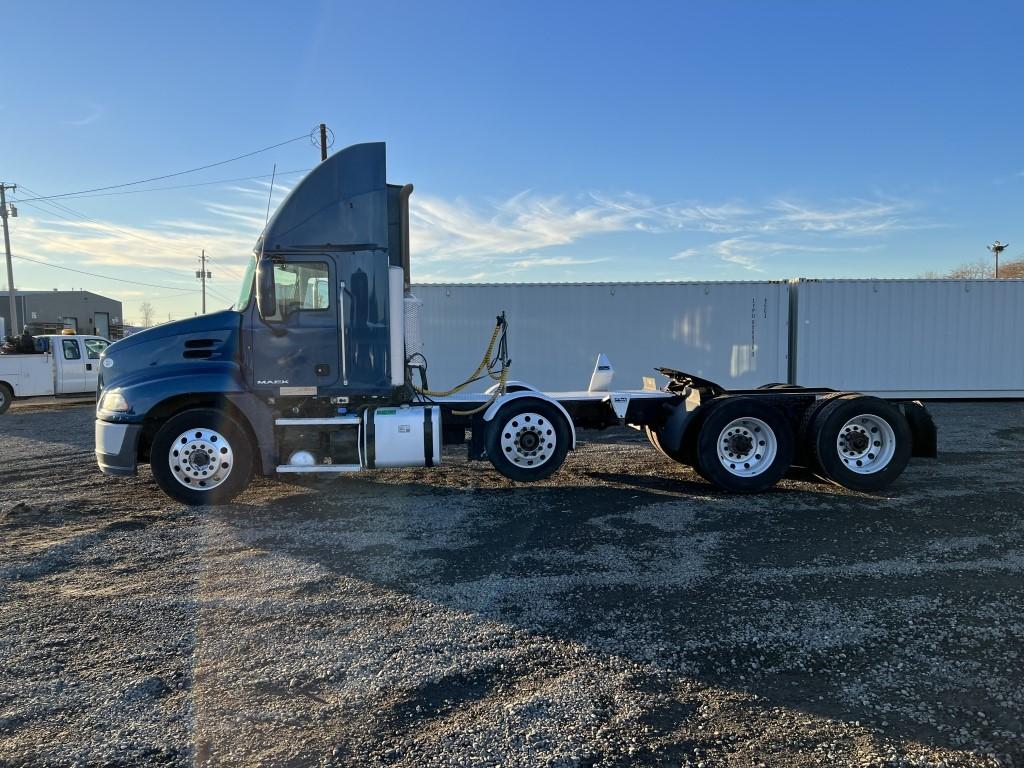 2013 Mack CXU613 Tri-Axle Truck Tractor