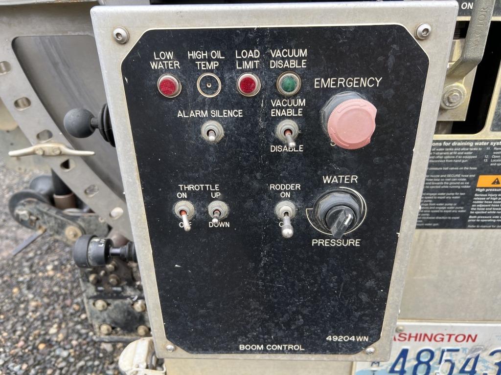 2011 Vactor 2100 Plus Vacuum Truck