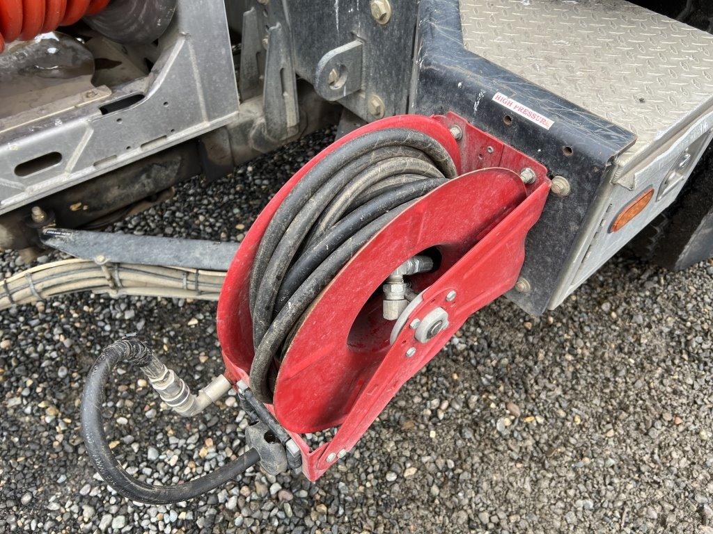 2011 Vactor 2100 Plus Vacuum Truck