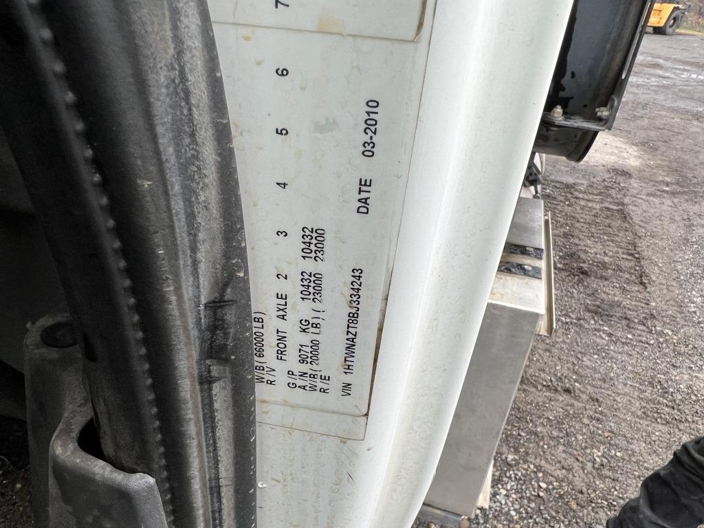2011 Vactor 2100 Plus Vacuum Truck