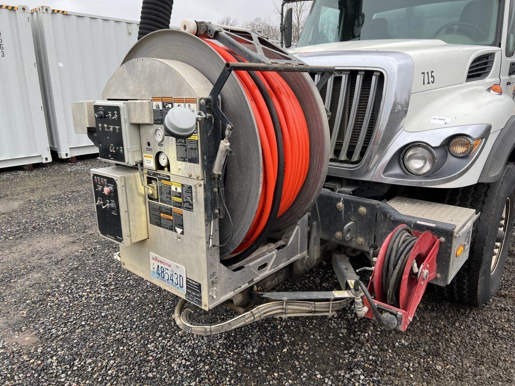 2011 Vactor 2100 Plus Vacuum Truck