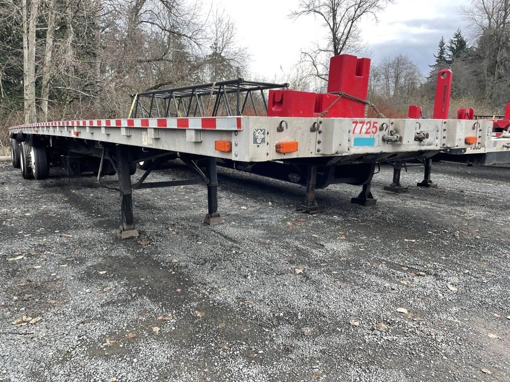 1996 Wilson CF-900 48' Tri-Axle Flatbed Trailer