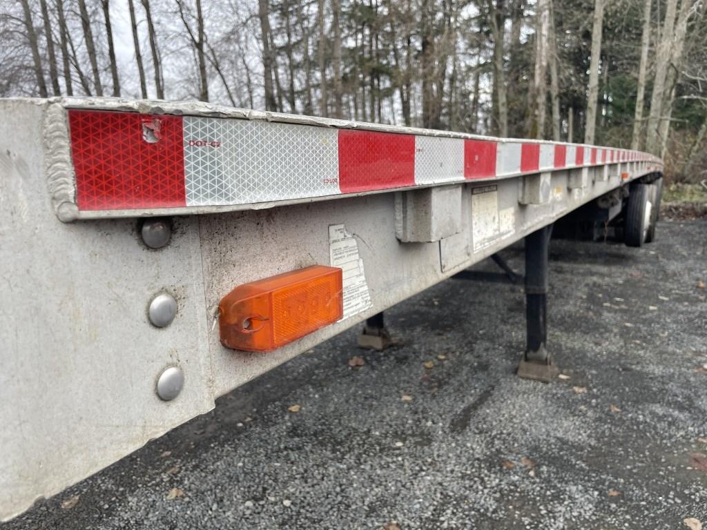 1996 Wilson CF-900 48' Tri-Axle Flatbed Trailer