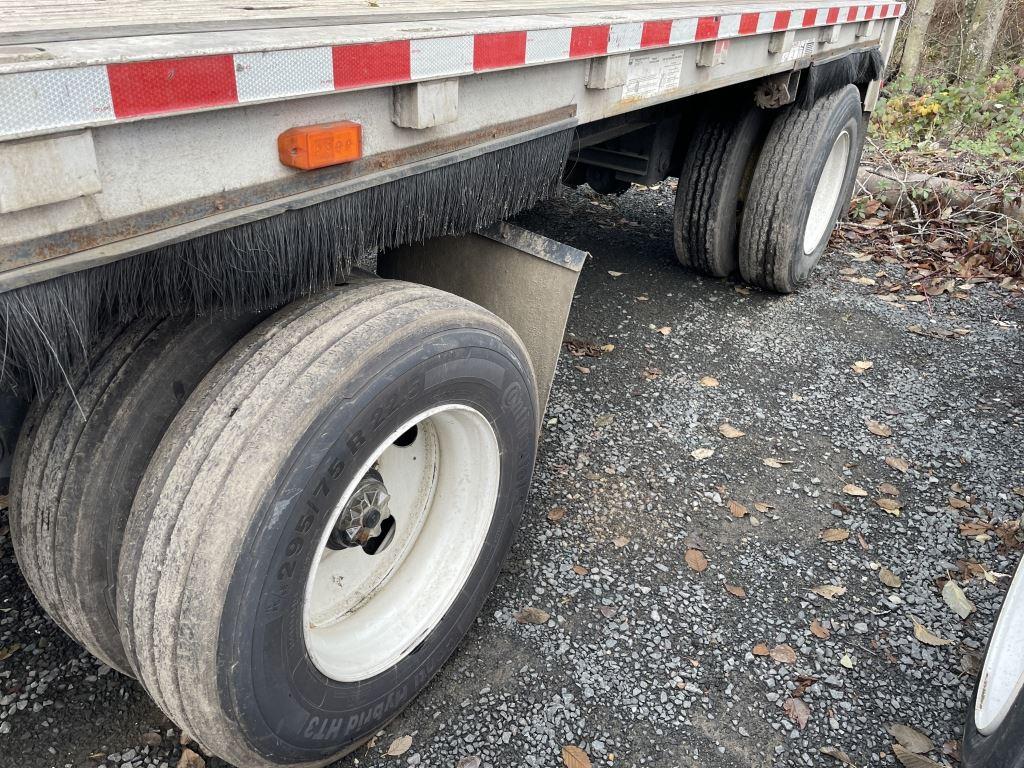 1996 Wilson CF-900 48' Tri-Axle Flatbed Trailer
