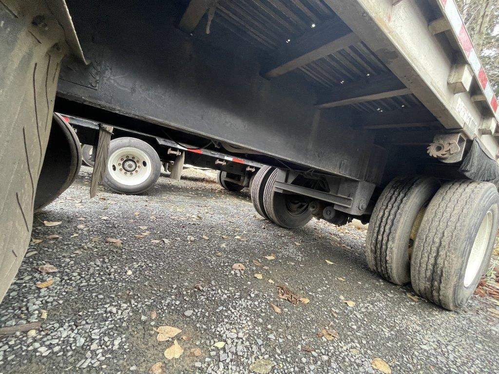 1996 Wilson CF-900 48' Tri-Axle Flatbed Trailer