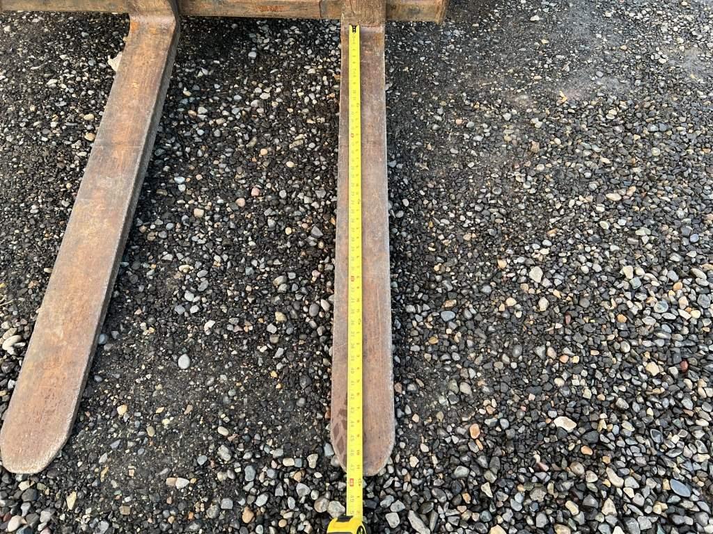 2000 Lull 844C-42 Highlander Telescopic Forklift