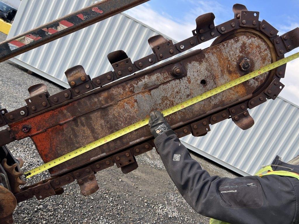 Ditch Witch 3700 4x4 Ride On Trencher