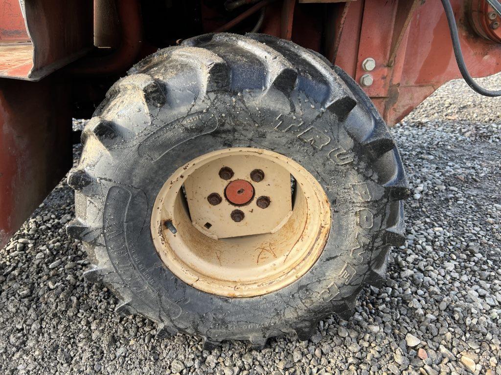 Ditch Witch 3700 4x4 Ride On Trencher