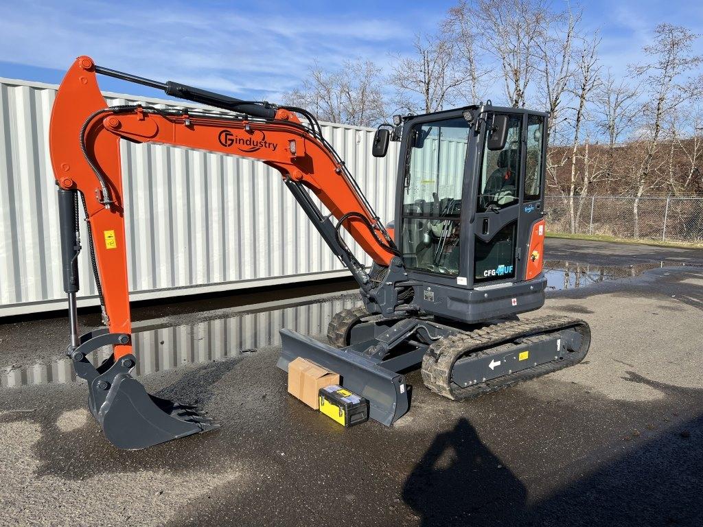2022 CFG 40UF Mini Hydraulic Excavator