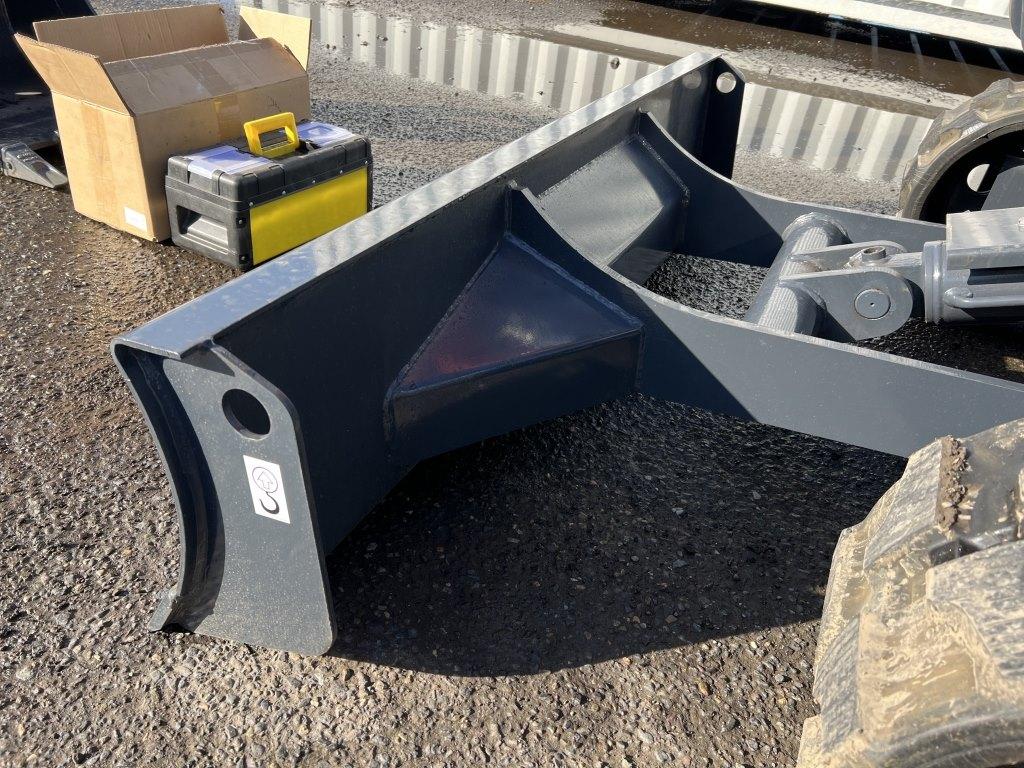 2022 CFG 40UF Mini Hydraulic Excavator