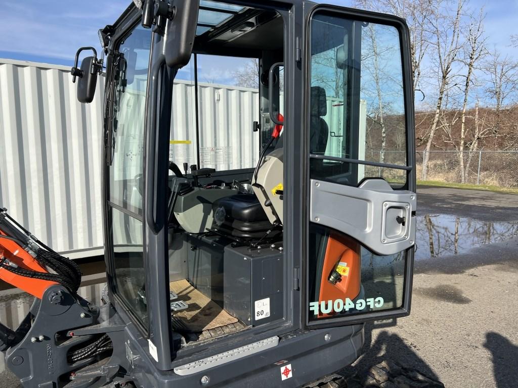 2022 CFG 40UF Mini Hydraulic Excavator