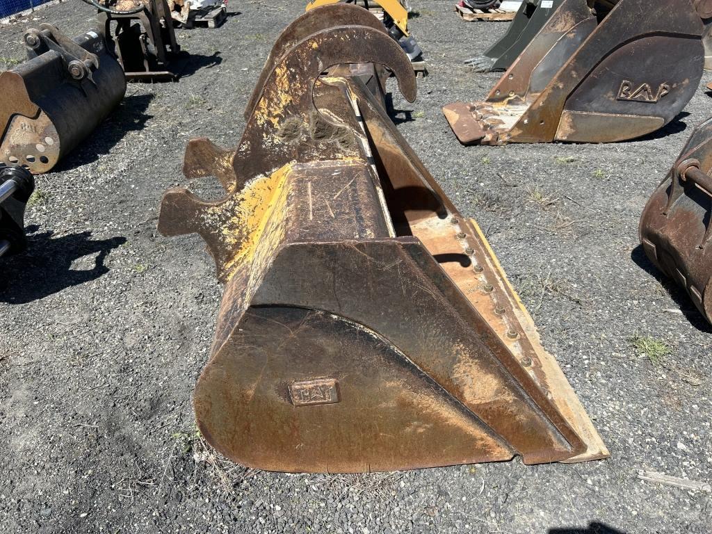 Caterpillar 60" Muck Bucket