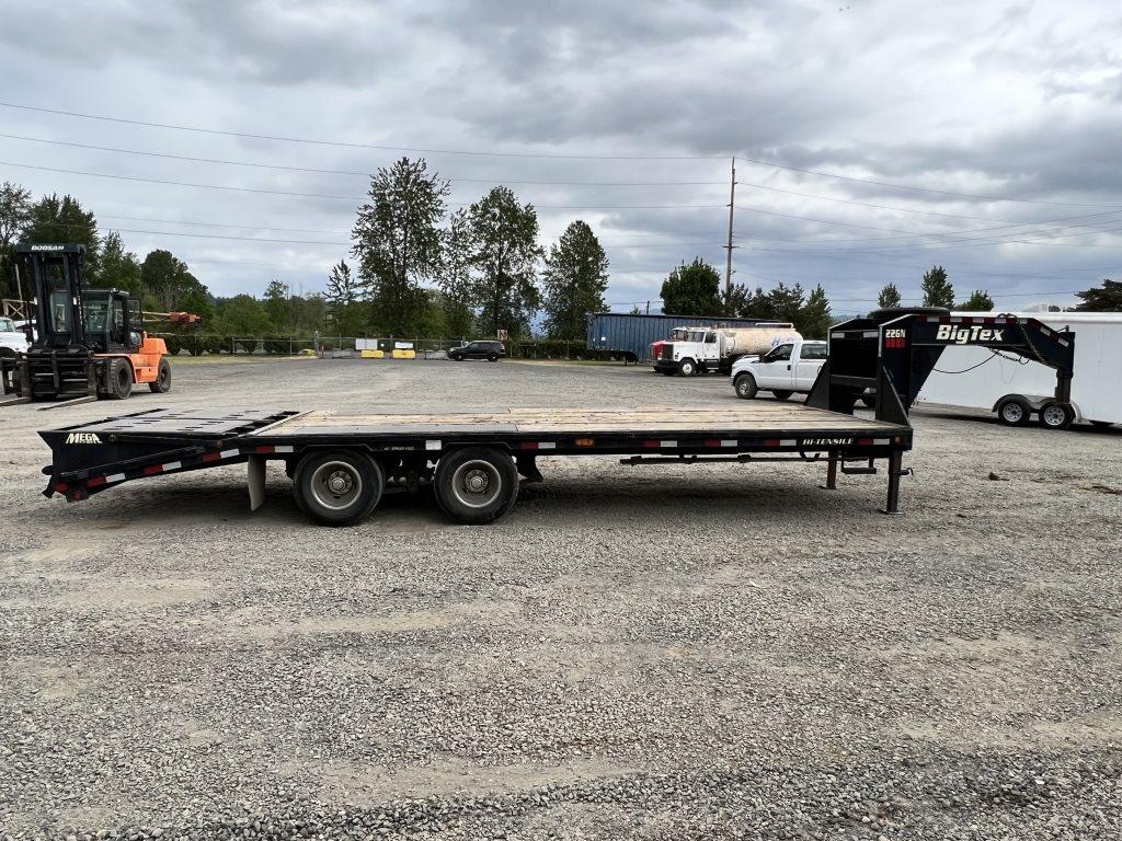 2017 Big Tex 22GN T/A Gooseneck Equipment Trailer