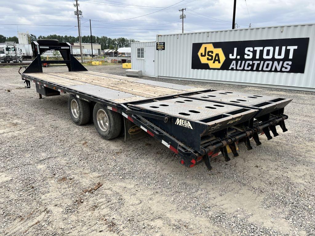 2017 Big Tex 22GN T/A Gooseneck Equipment Trailer