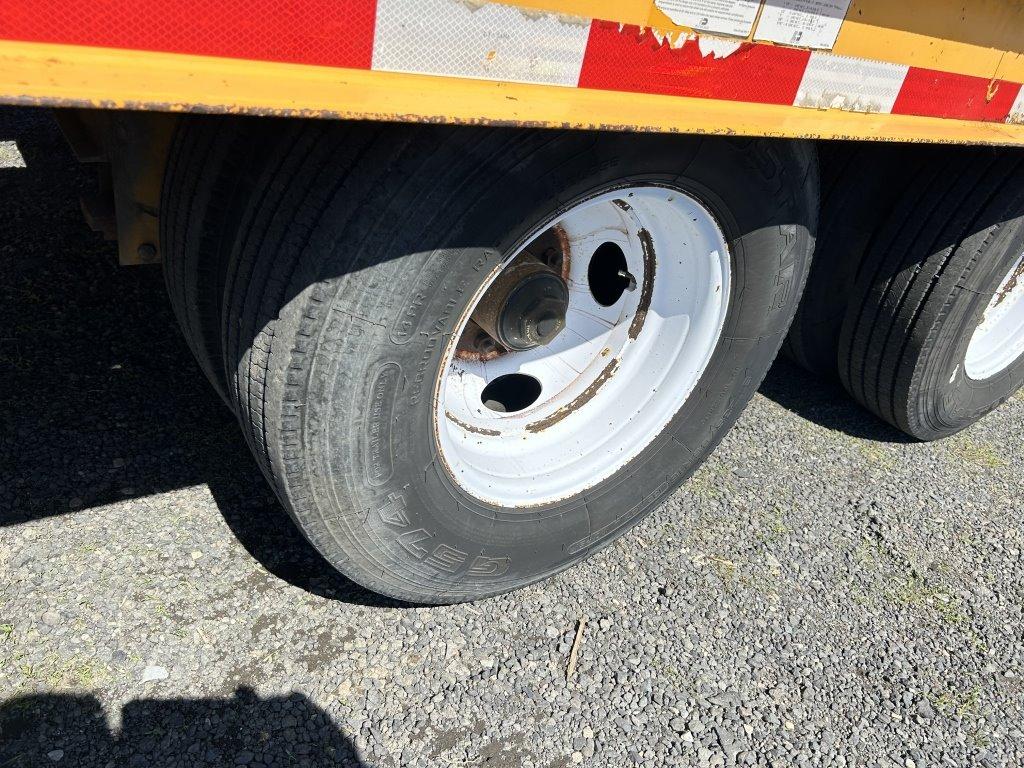 2006 Trail King TK20 T/A Equipment Trailer