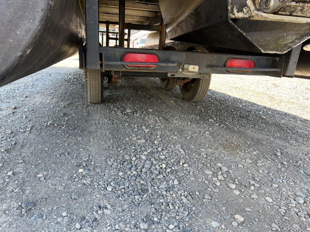 2014 Hot Summer T/A Pontoon Trailer