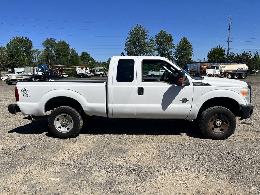 2011 Ford F250 HD Extra Cab 4x4 Pickup
