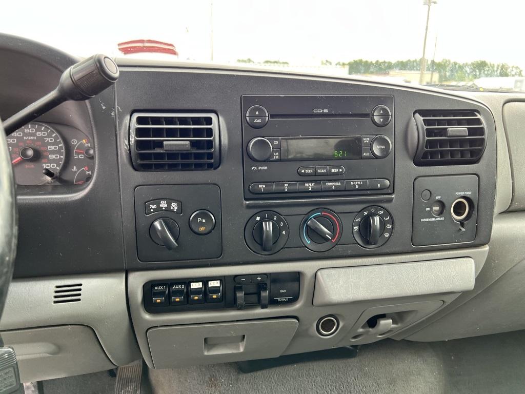 2006 Ford F250 SD XLT 4x4 Extra Cab Pickup