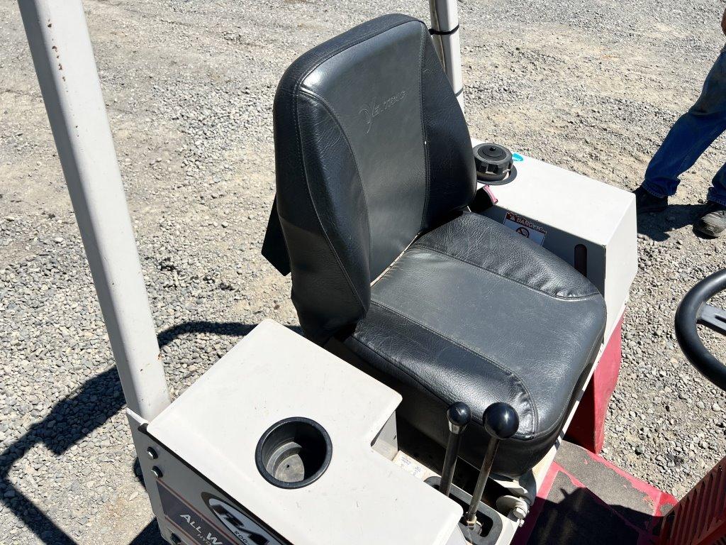 2012 Ventrac 4200 VXD AWD Ride On Mower