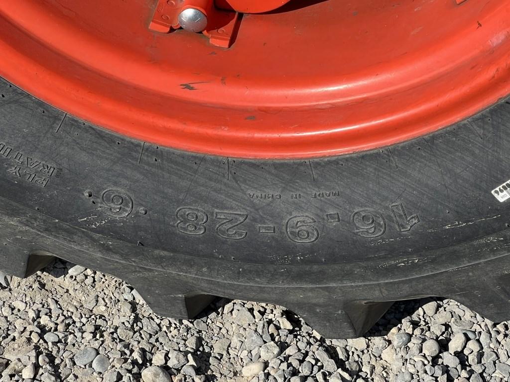 2008 Kubota M6040D Ag Tractor