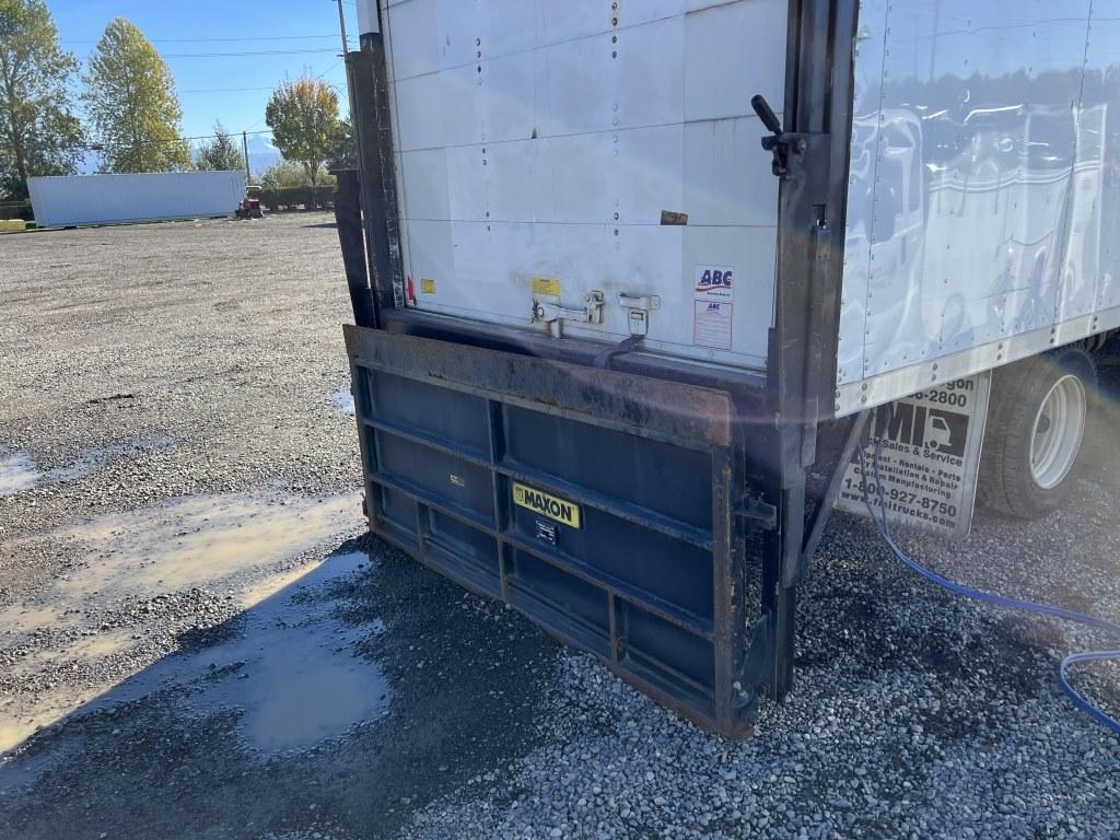 2009 Isuzu NQR Box Truck