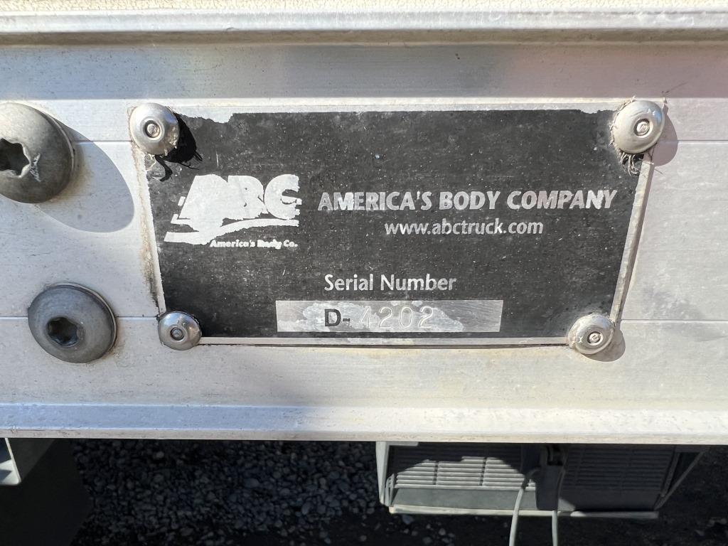 2009 Isuzu NQR Box Truck