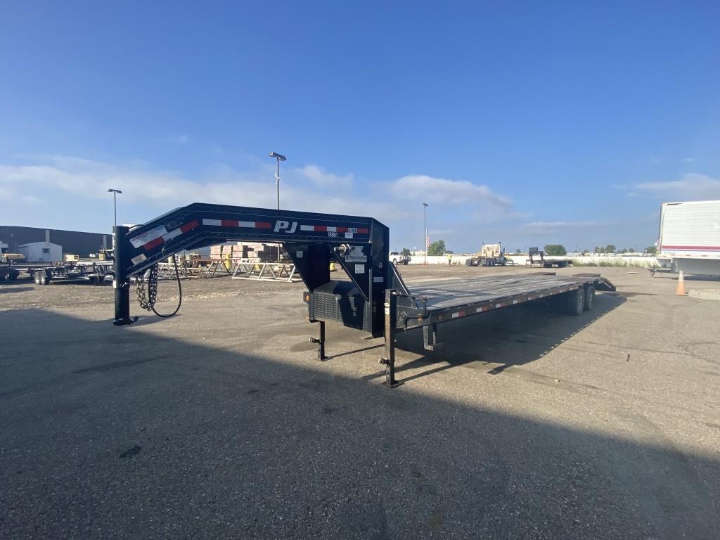 2015 PJ T/A Gooseneck Equipment Trailer