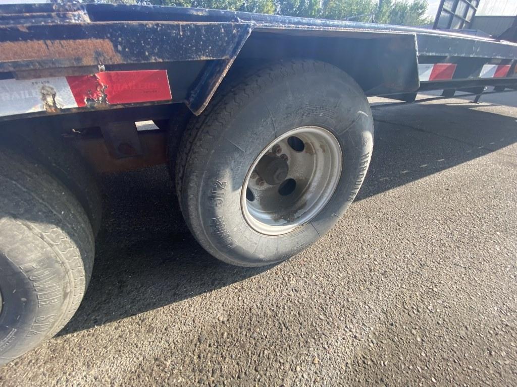 2015 PJ T/A Gooseneck Equipment Trailer