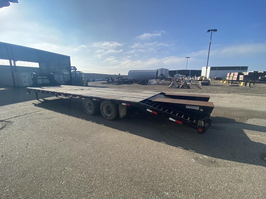 2015 PJ T/A Gooseneck Equipment Trailer