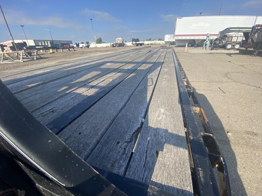 2015 PJ T/A Gooseneck Equipment Trailer