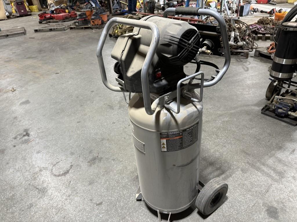Fortress 200 psi Air Compressor