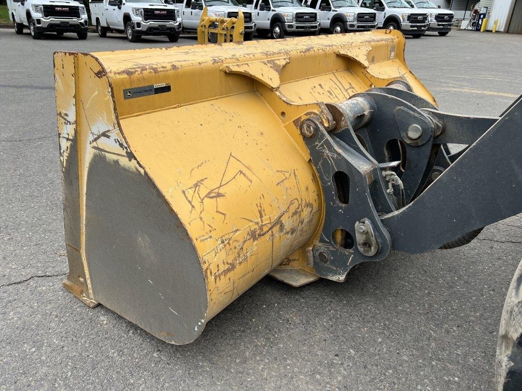 2016 John Deere 544K Wheel Loader