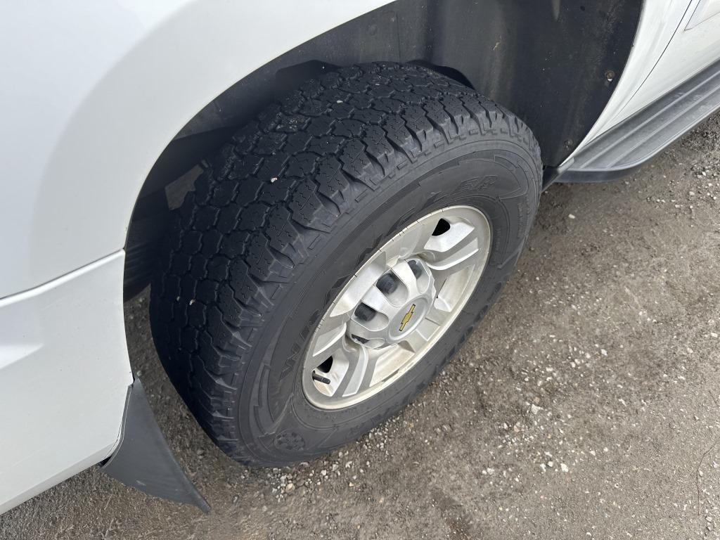 2011 Chevrolet Suburban LT 4x4 SUV