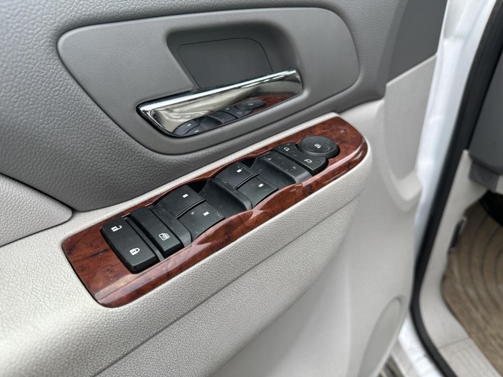 2011 Chevrolet Suburban LT 4x4 SUV