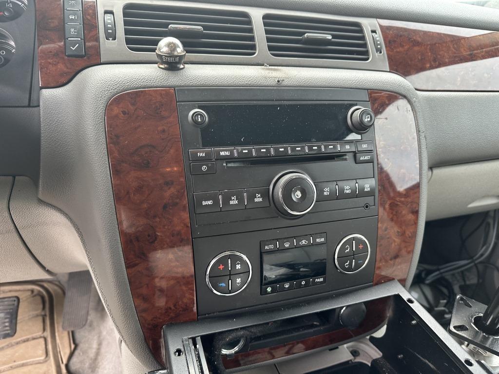 2011 Chevrolet Suburban LT 4x4 SUV