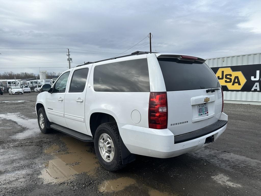 2011 Chevrolet Suburban LT 4x4 SUV
