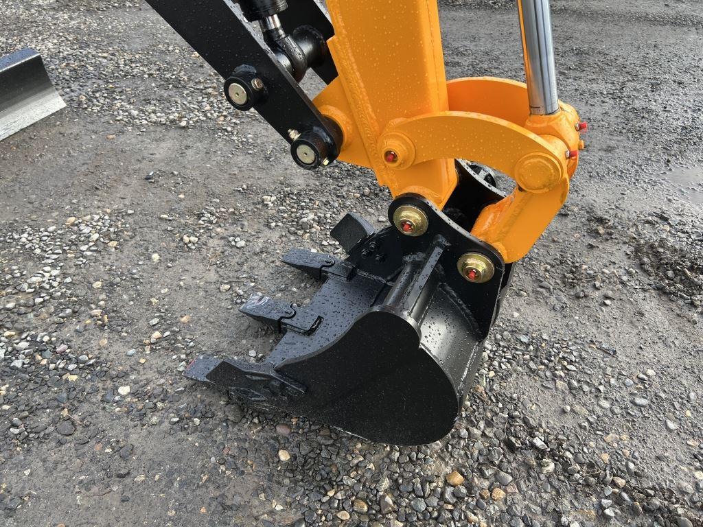 2023 AGT NT30 Mini Hydraulic Excavator