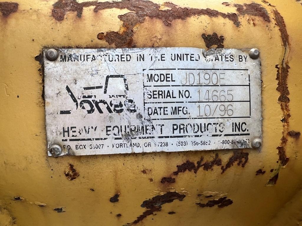 1996 Jones 18" Dig Bucket