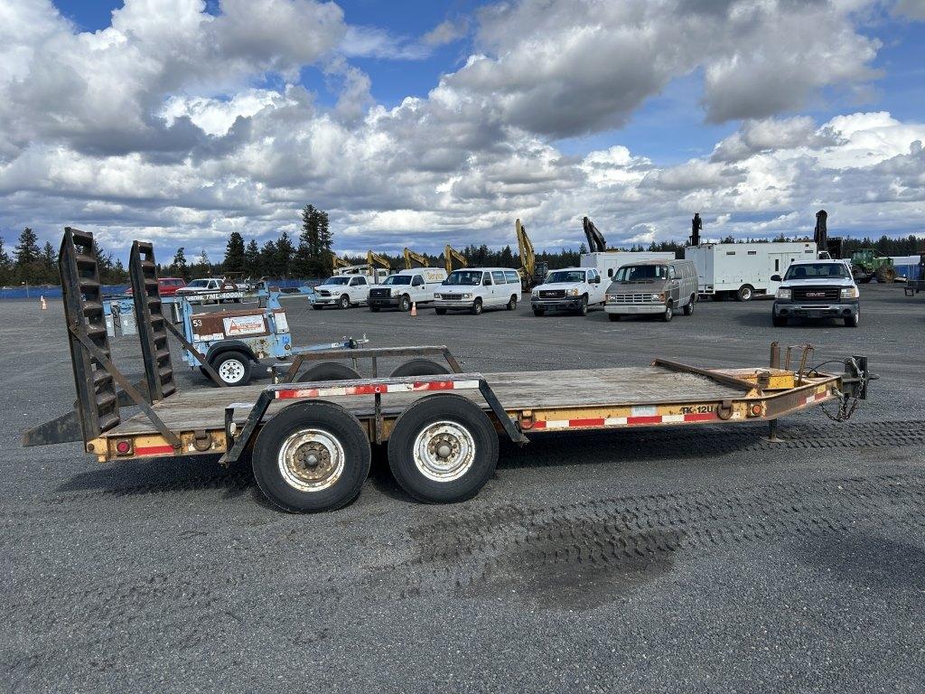 1999 Trail King TK12U T/A Equipment Trailer